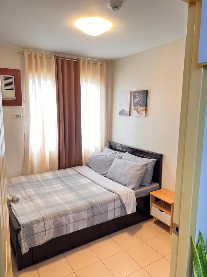 One Spatial Two Bedroom Condominium Unit With Pool And Gym Free Netflix And Wifi Iloilo City Exterior foto